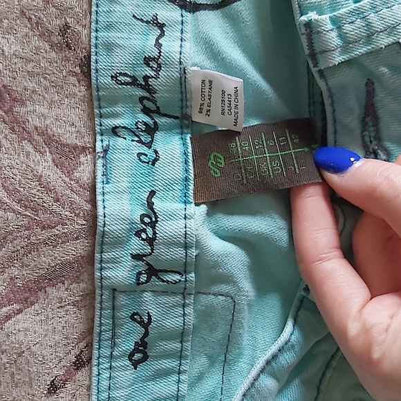 One Green Elephant Kosai Jeans - Picture 5 of 5